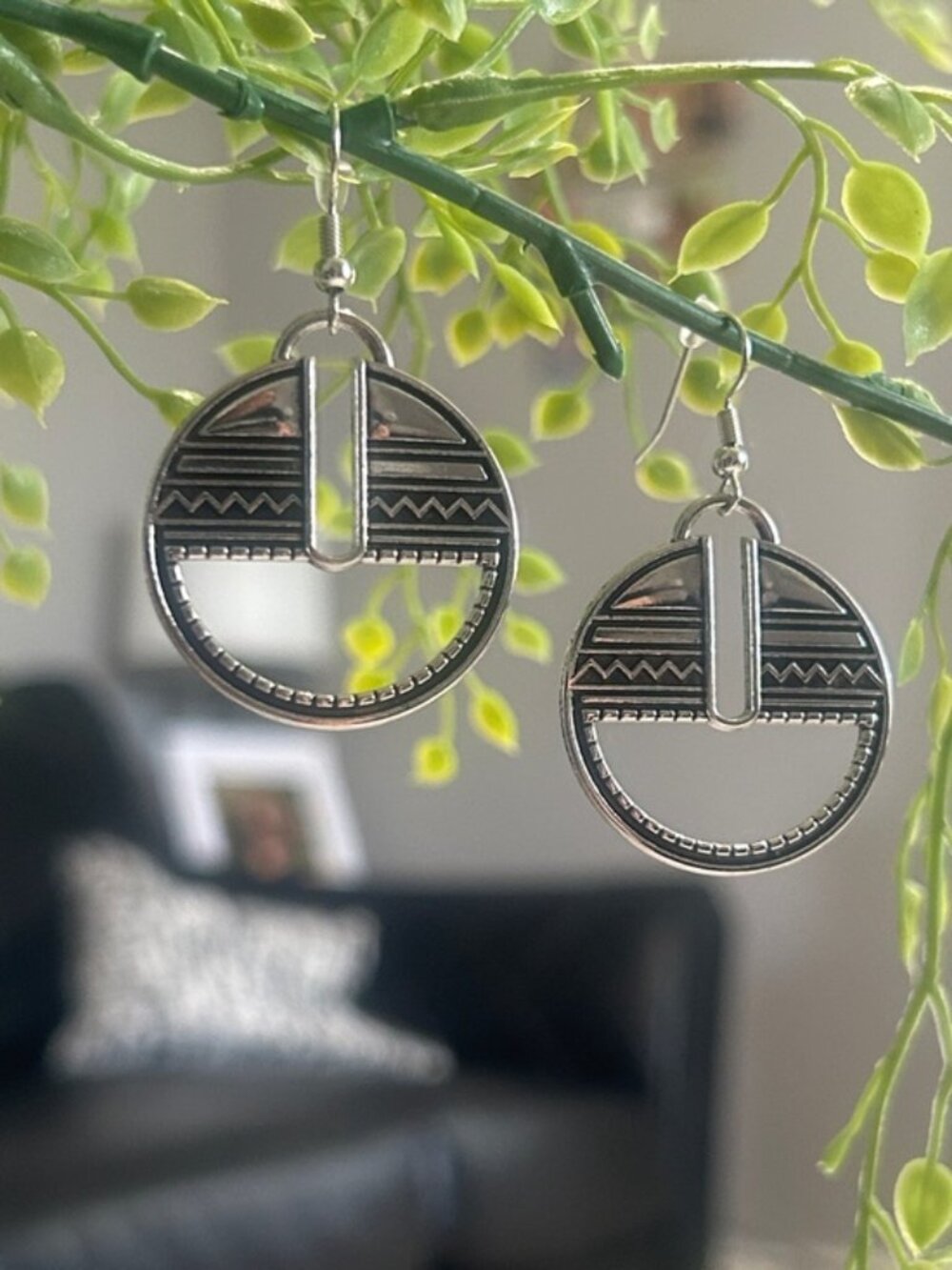 Vintage Boho Antique Silver Tone Tribal Round Disc Drop Earrings - NWOT